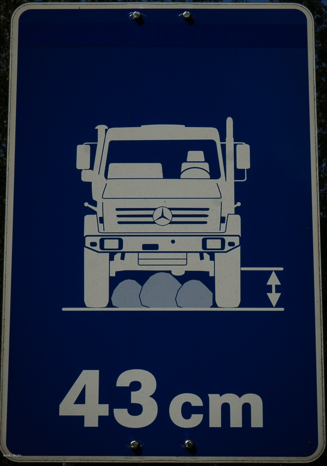 43 cm Steine überfahren